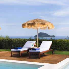Diomani Maison - Private Pool & Sea View, by ZanteWize, hotel in Lithakia