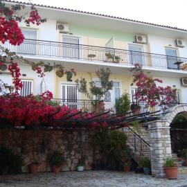 George's Apartments, hotel em Chrani