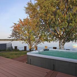 Reelinki Seafront Villa Amando, hotel in Pori