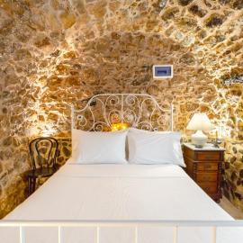 Diamante Stone House