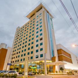 Firenze Business Hotel – hotel w mieście Palhoça