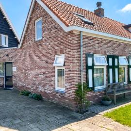 Het Korenhuus, Hotel in Lewedorp