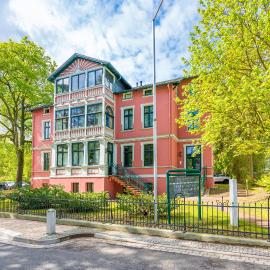 SEETELHOTEL Villa Waldesruh, hotel in Heringsdorf