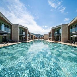 HVD Reina del Mar - Premium Spa Service & Free Parking, hotel in Obzor