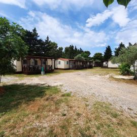 Kamp Rujno, hotel in Starigrad