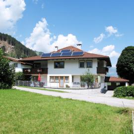 Apartment Kraftreich Apartments-4 by Interhome, hotel in Aschau