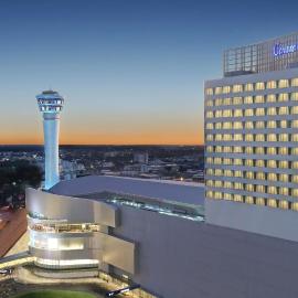 Centre Point Hotel Terminal21 Korat, hotel v mestu Nakhon Ratchasima