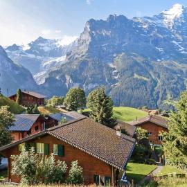 Apartment Chalet Bienli Mitte by Interhome, khách sạn ở Grindelwald