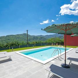 Holiday Home Agr- Castello della Mugazzena by Interhome, hotel a Tresana