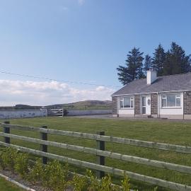 Knockalt Cottage, hótel í Moville