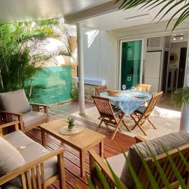 L'instant Evasion, studio avec terrasse, piscine !