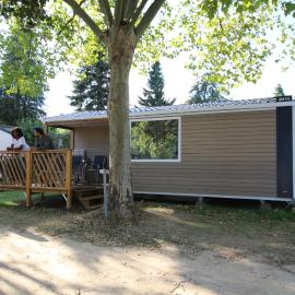Loggia - Camp La Belle Vie, hotell i Berdorf