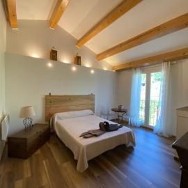 A MANDRIA, appartements avec cuisine 30m2, patio, vue Montagnes et citadelle, 5 minutes à pied du centre ville et des rivières, hotelli kohteessa Corte