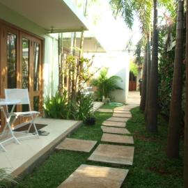 The Gecho Inn Town – hotel w mieście Jepara