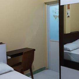 Brebes में, होटल Guest House Syariah LP3B Brebes RedPartner