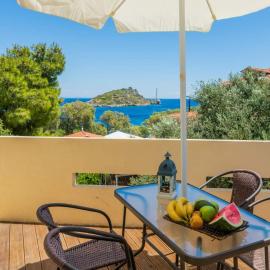 Armiriki Home with sea views, 50m from St Nikolaos Port