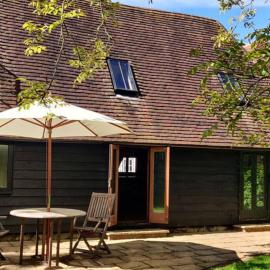Cosy listed barn in peaceful country village