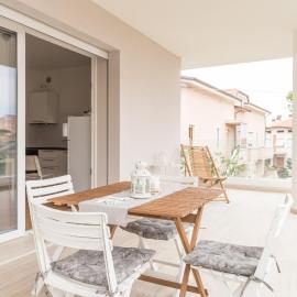 Appartamento nuovo da Lilly con terrazza tra centro e mare