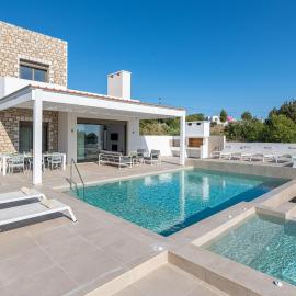 VILLA IRIS in PEFKOS, PINE VILLAS