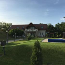 Bor-Vendégház: Kiskőrös şehrinde bir otel