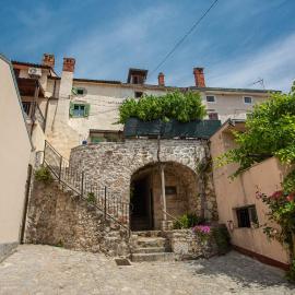 Parona Holiday Home, hotel i Vrbnik