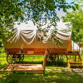 Dragonfly Gardens - The Wagons, hótel í Braşov