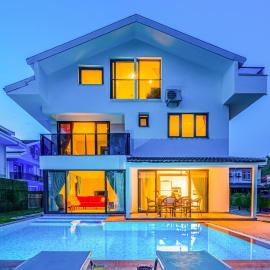 Infinity Lily Villa 2