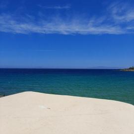 Paros Carmel studio-apartment, hotel en Logaras