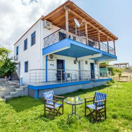 Happy villa, hotel in Skala Marion