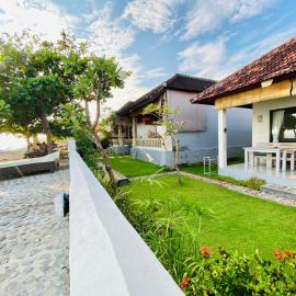 Solaluna Beach Homestay – hotel w mieście Amed