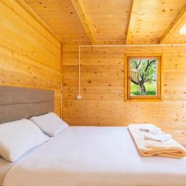 Lovcen mountain cottages, hotel u gradu 'Vratnica'