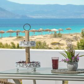 Alykes Studios & Suites, viešbutis mieste Agios Prokopios