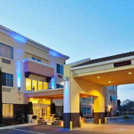 Holiday Inn Express Berkeley by IHG, hotell i Berkeley