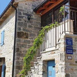 Casa dei Boscarini, hotel in Buje