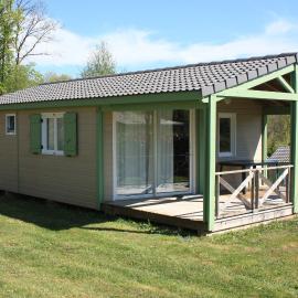 Cottages du Lac de Miel, hotel em Beynat