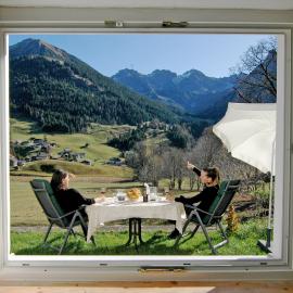 Ferienhaus Ahorn, hotel in Mittelberg