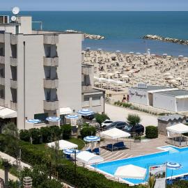 Hotel Atlantic, hotel en Rímini