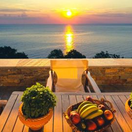 Olivia's Guest House, hotel a Chorefto