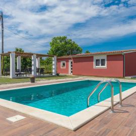 Holiday Home Alma by Interhome