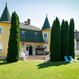 Villa Big Thuja by Interhome, hotel in Balatonföldvár