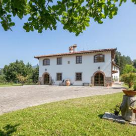 Villa Scarperia by Mmega