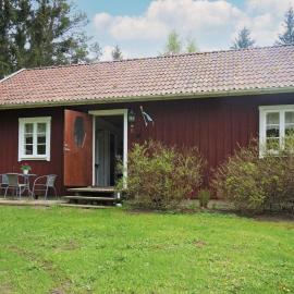 Åsarp에 위치한 호텔 6 person holiday home in ÅSARP-By Traum