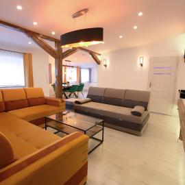 Aparthotel Zabrze, Apartamenty w Centrum z prywatnym parkingiem, hotel a Zabrze