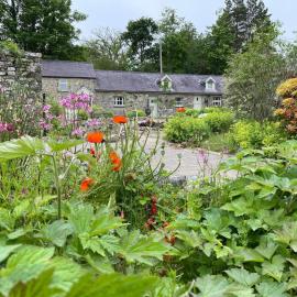 Crug Yr Eryr Isaf, hotel a Llandysul