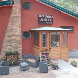 Rifugio Ariel, hotel a Ragalna