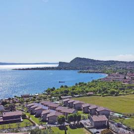 Onda Blu Resort, hotelli Manerba del Gardassa