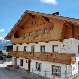 Zum Schneider, hotel in Finkenberg