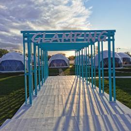Glamping By The Sea, hotel in Năvodari