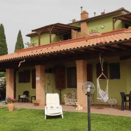 Viesnīca Agriturismo Poggio all'Olivo pilsētā Follonika