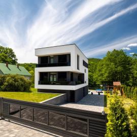 Luxury Villa Rebecca โรงแรมในBrestovac